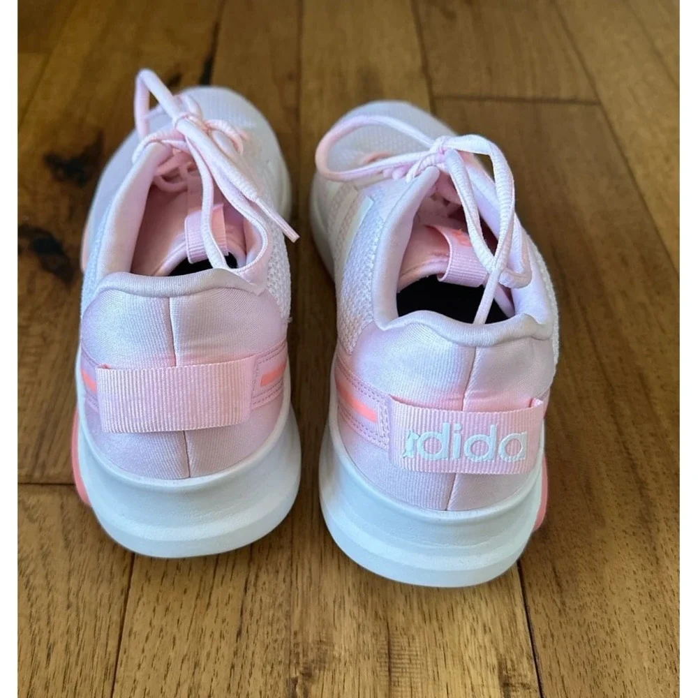 Adidas light pink‎ shoes Kids size 6